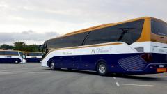 Les autobus de Monbus garés