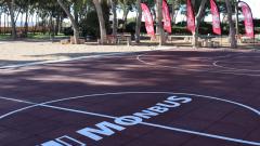 una-pista-de-baloncesto-creada-con-neumaticos-reciclados