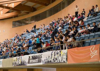 La Grada Monbus del Fontes do Sar animando al Obradoiro.