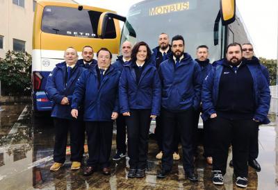 El equipo de Monbus que realizarán los servicios Manresa - BCN.