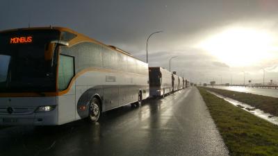 Autobus Monbus Mercedes - Benz Tourismo à Vitoria