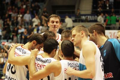 Jugadores del Obradoiro celebrando la victoria