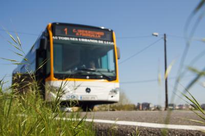 Autobus des urbains de Lugo roulant