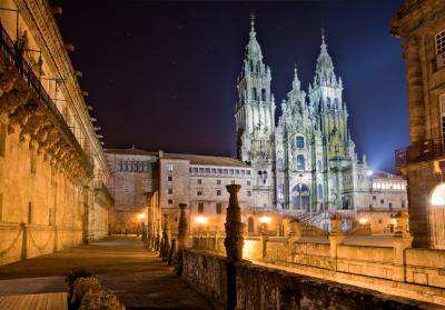 Viajar en autobús Monbus desde A Coruña a Santiago de Compostela